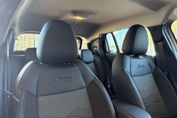 2024 Jeep Avenger Limited JJ
