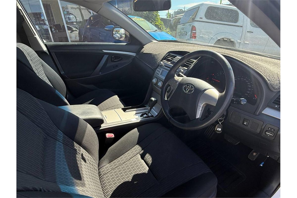 2010 Toyota AURION AT-X GSV40R 09 UPGRADE