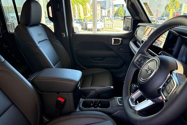2024 Jeep Wrangler Unlimited Overland JL