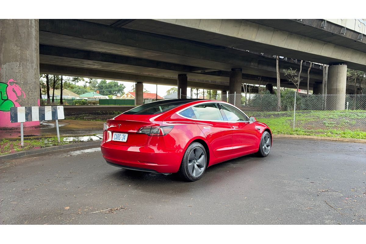 2020 Tesla Model 3 Standard Range Plus