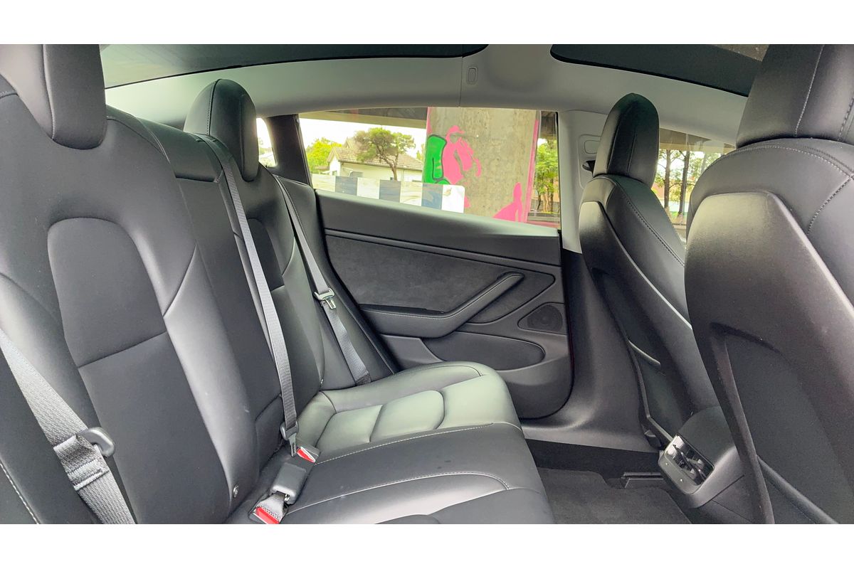 2020 Tesla Model 3 Standard Range Plus