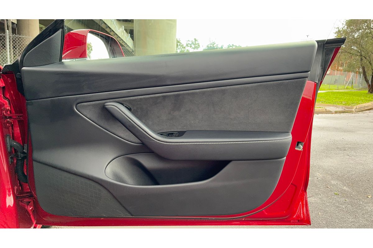 2020 Tesla Model 3 Standard Range Plus