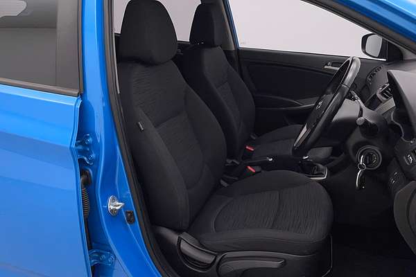 2018 Hyundai Accent Sport RB6