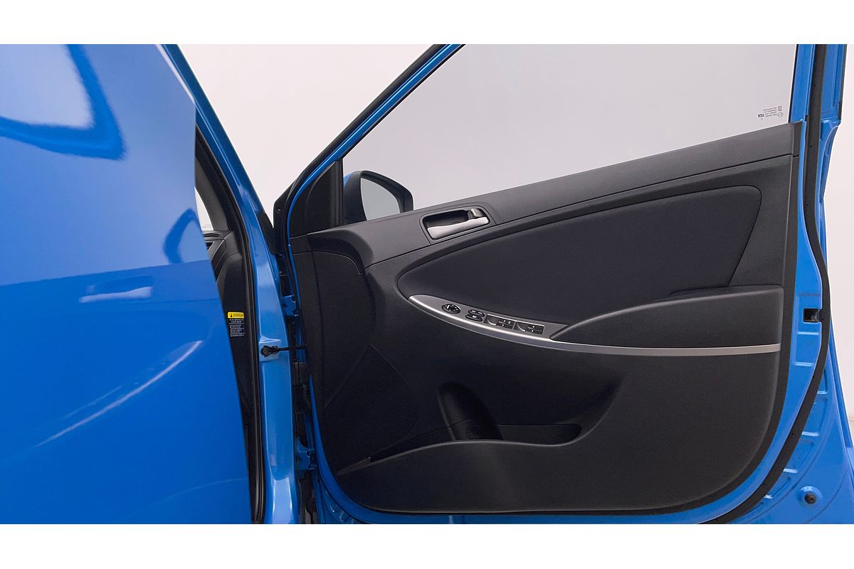 2018 Hyundai Accent Sport RB6