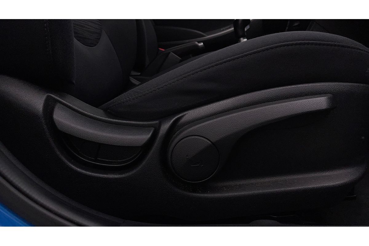 2018 Hyundai Accent Sport RB6