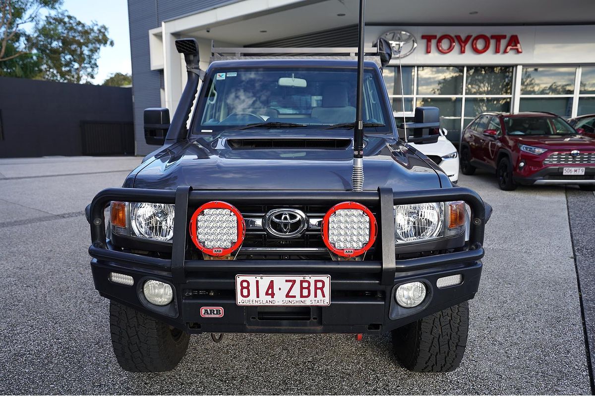 2019 Toyota LC Military LC Military GXL 4.5L T Diesel Manual Single C/Chassis