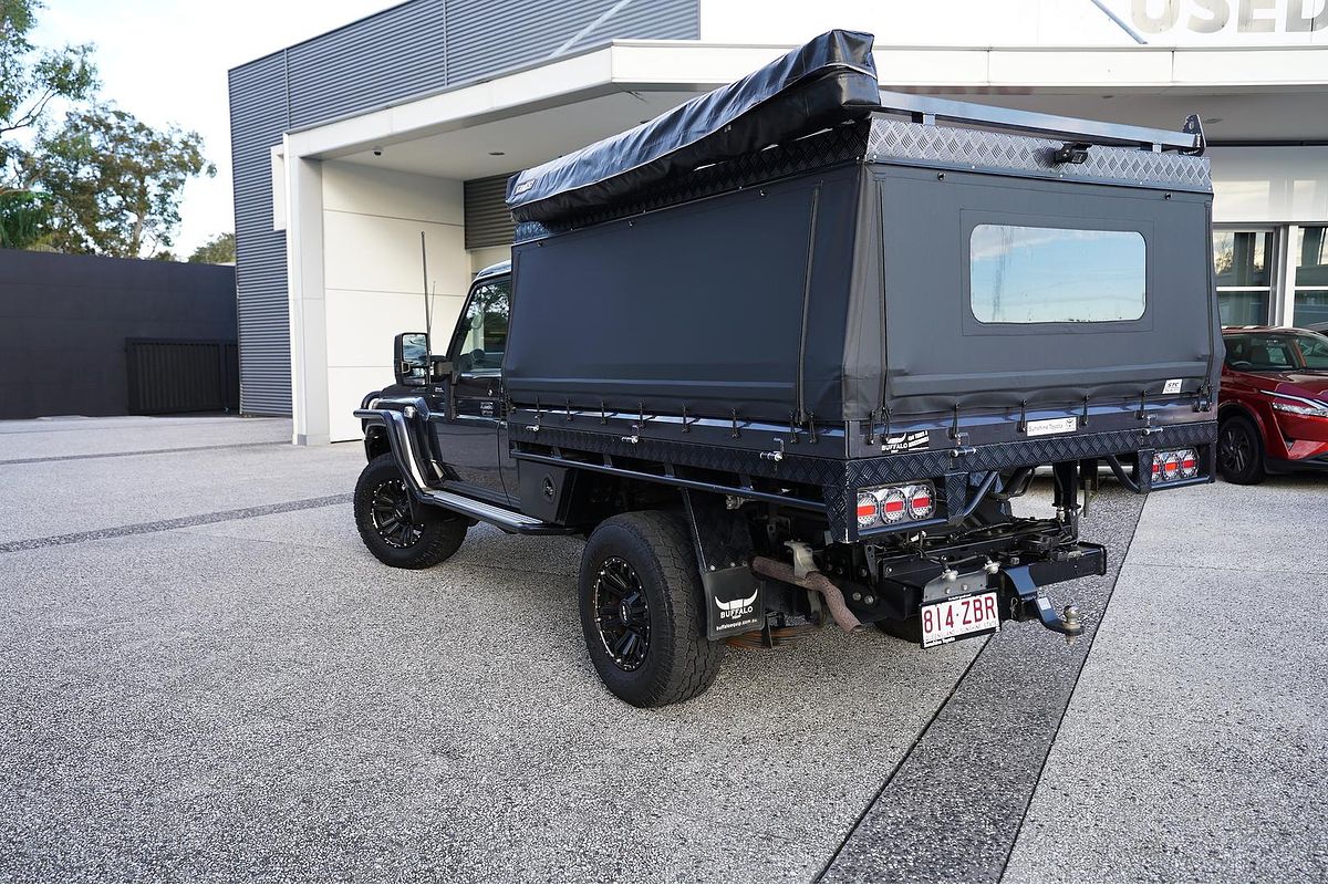 2019 Toyota LC Military LC Military GXL 4.5L T Diesel Manual Single C/Chassis