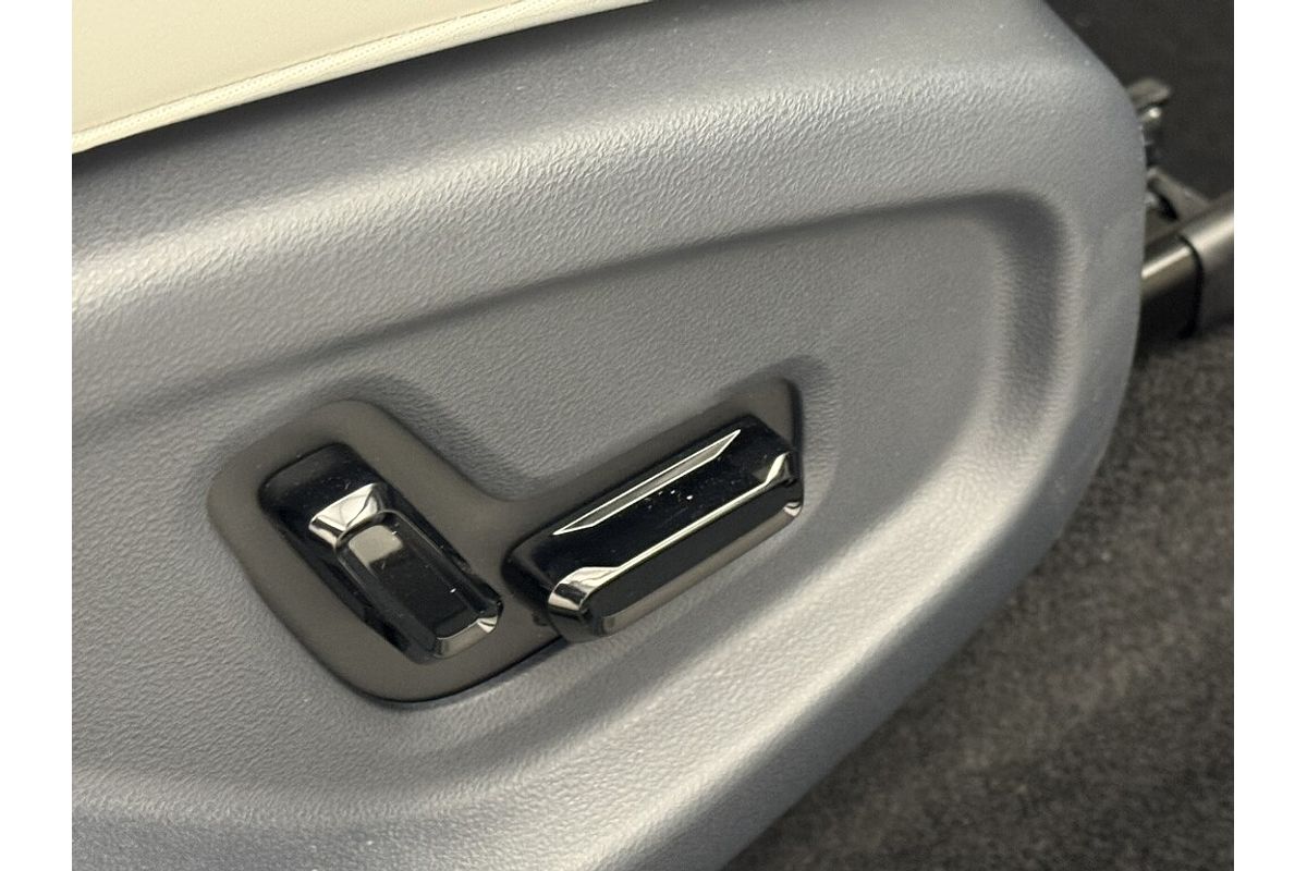 2025 Geely EX5 Inspire E245