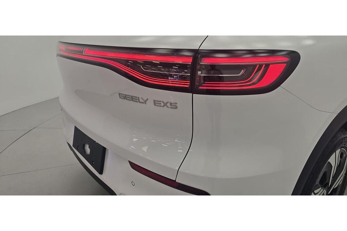 2025 Geely EX5 Inspire E245
