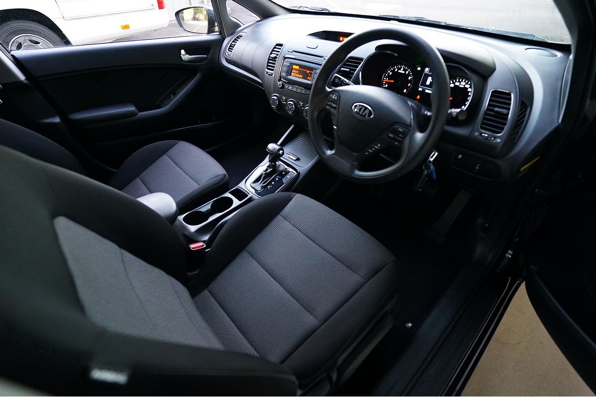 2018 Kia CERATO CERATO S DJS62G61