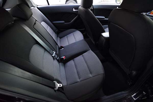 2018 Kia CERATO CERATO S DJS62G61
