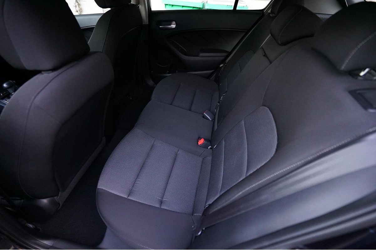 2018 Kia CERATO CERATO S DJS62G61