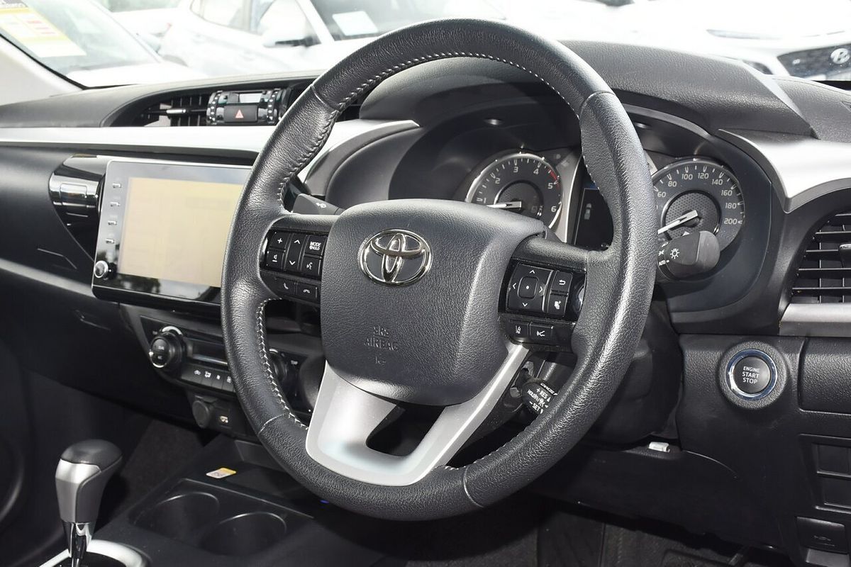2024 Toyota Hilux SR5 GUN126R 4X4