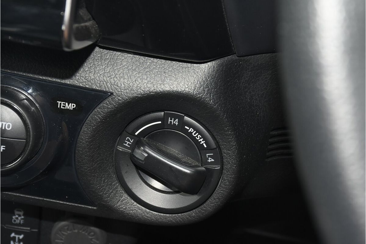 2024 Toyota Hilux SR5 GUN126R 4X4