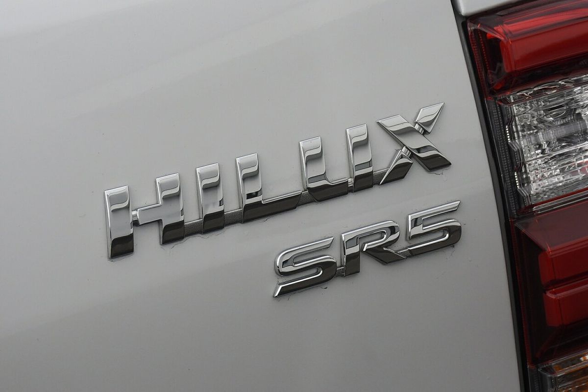 2024 Toyota Hilux SR5 GUN126R 4X4