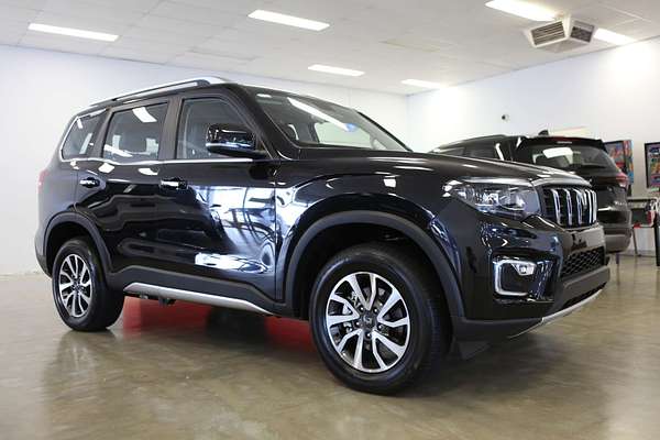 2024 Mahindra Scorpio Z8L