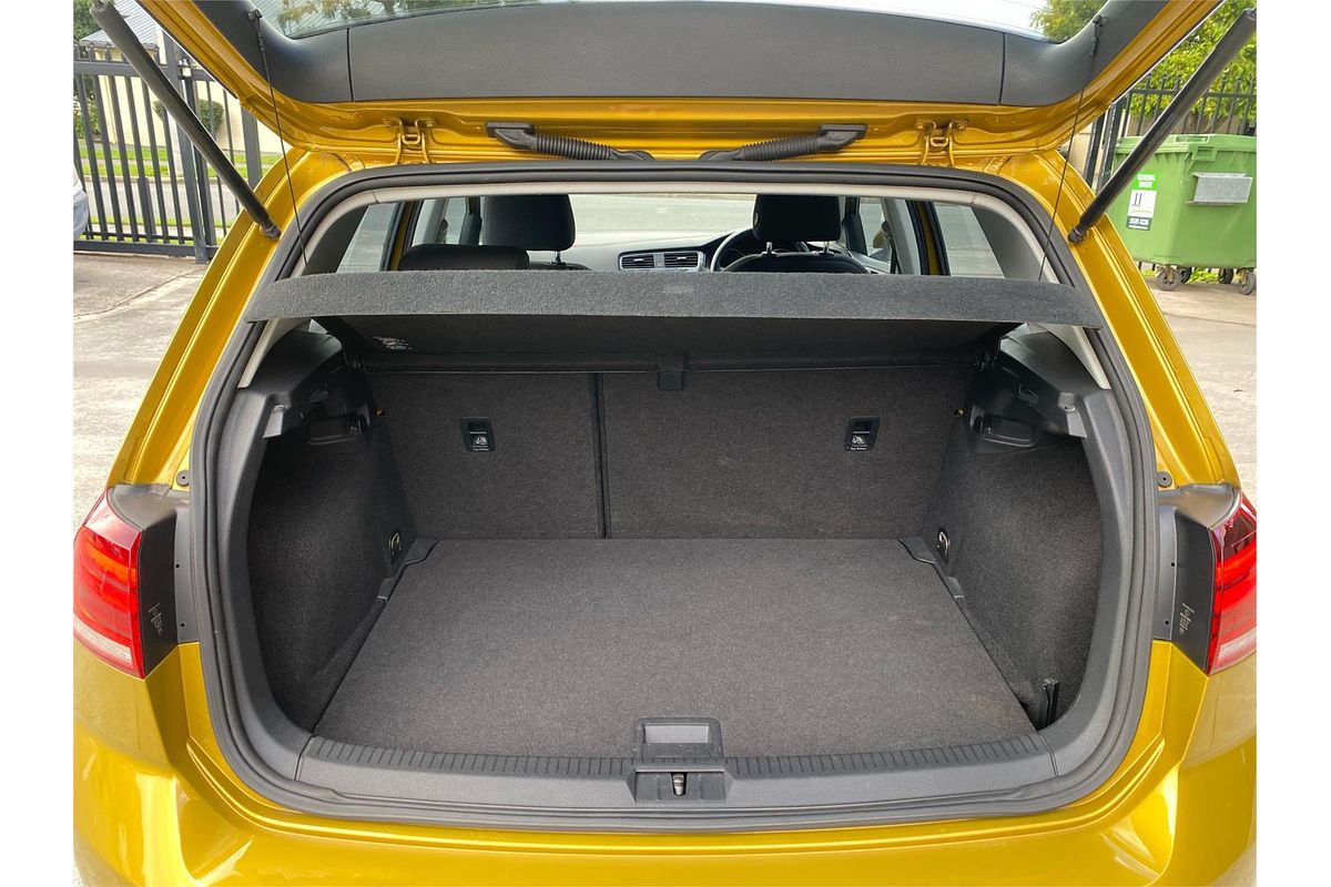 2017 Volkswagen Golf 110TSI 7.5