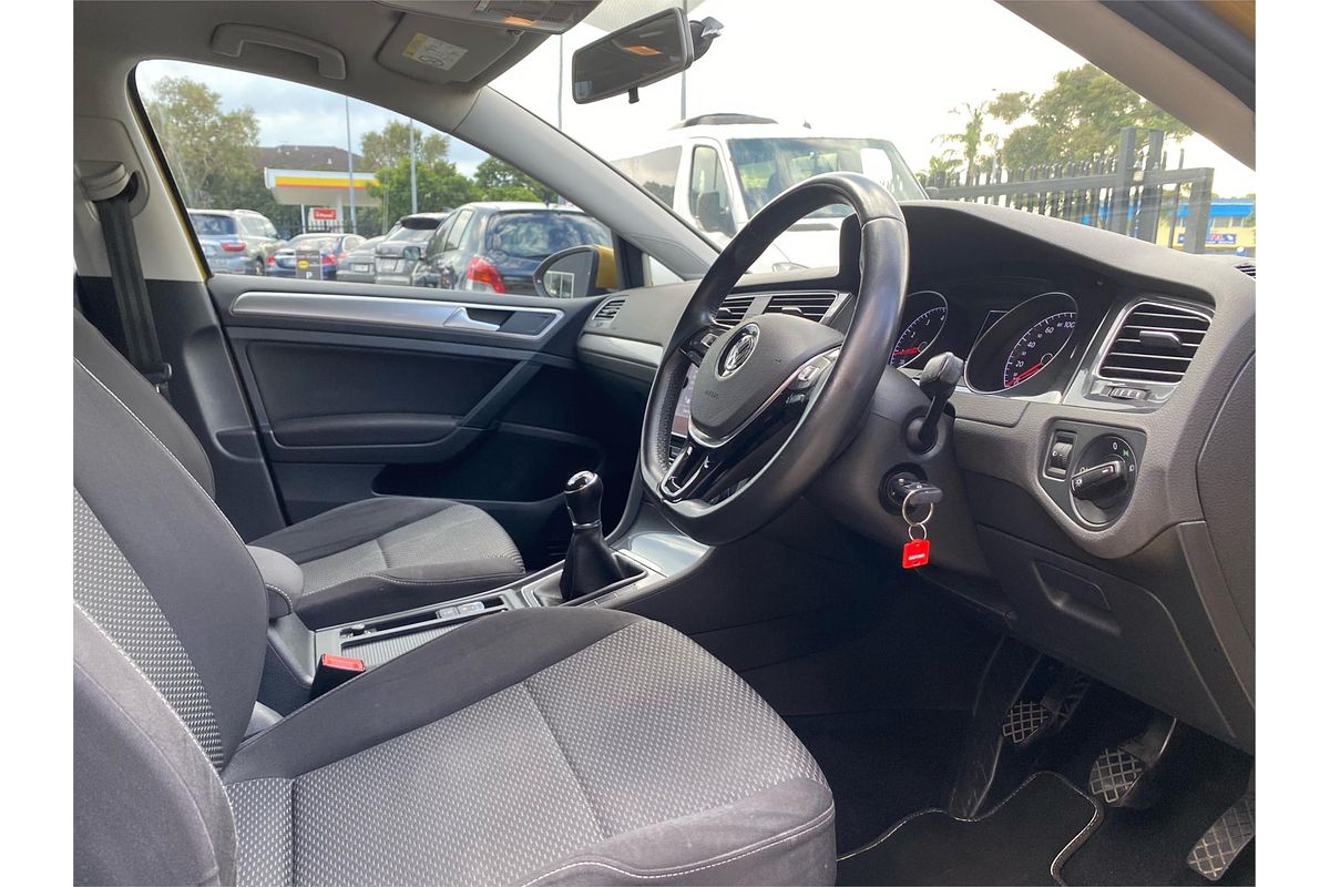 2017 Volkswagen Golf 110TSI 7.5