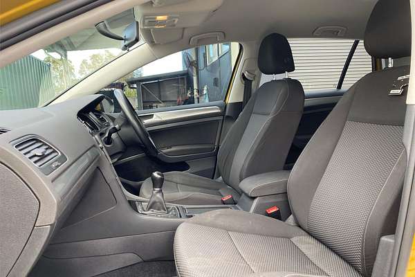 2017 Volkswagen Golf 110TSI 7.5