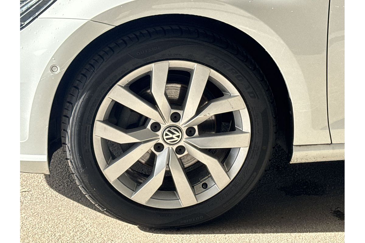 2019 Volkswagen Golf 110TSI Highline 7.5