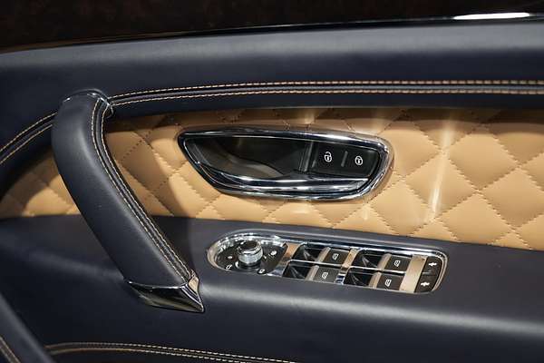 2018 Bentley Bentayga 4V