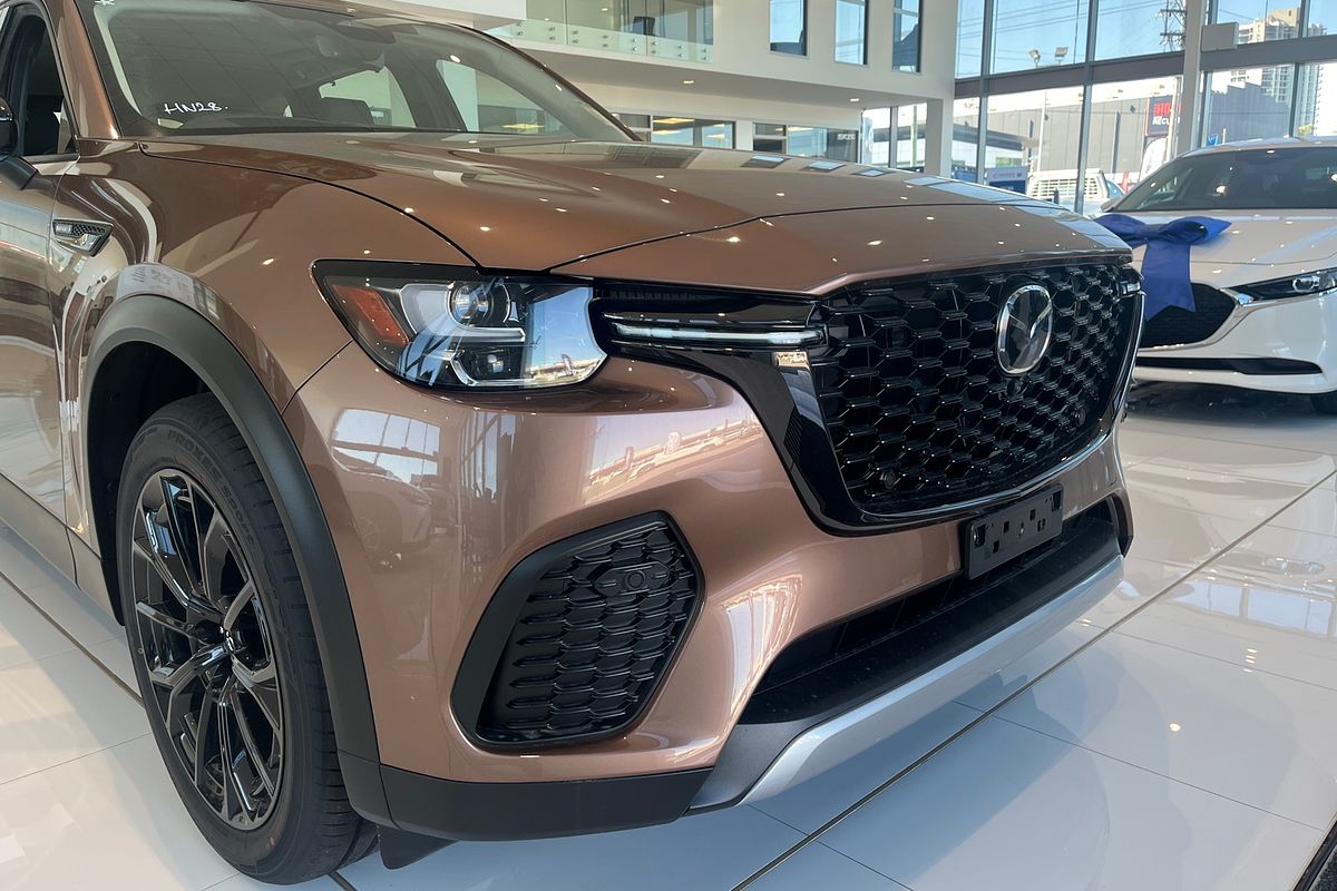 2025 Mazda CX-70 G50e GT KJ