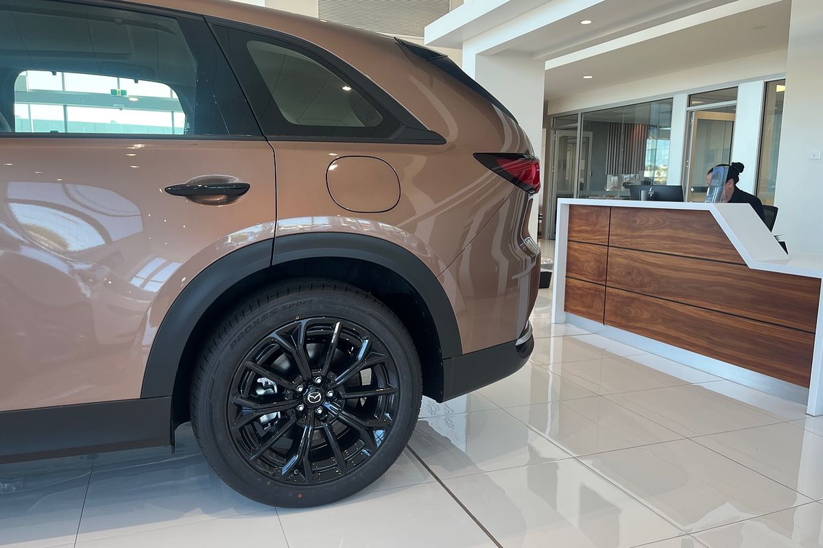 2025 Mazda CX-70 G50e GT KJ