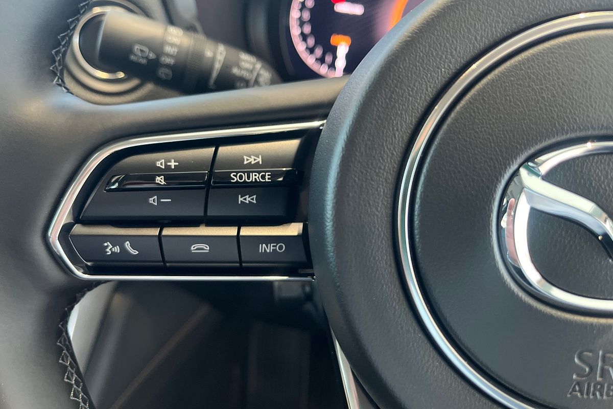 2025 Mazda CX-70 G50e GT KJ