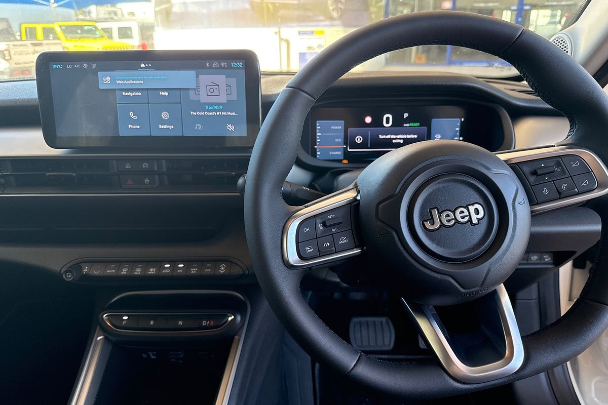 2024 Jeep Avenger Limited JJ