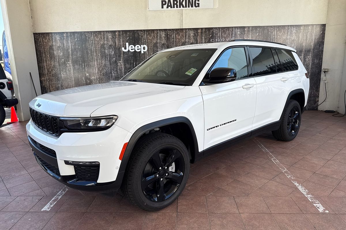2023 Jeep Grand Cherokee Night Eagle WL