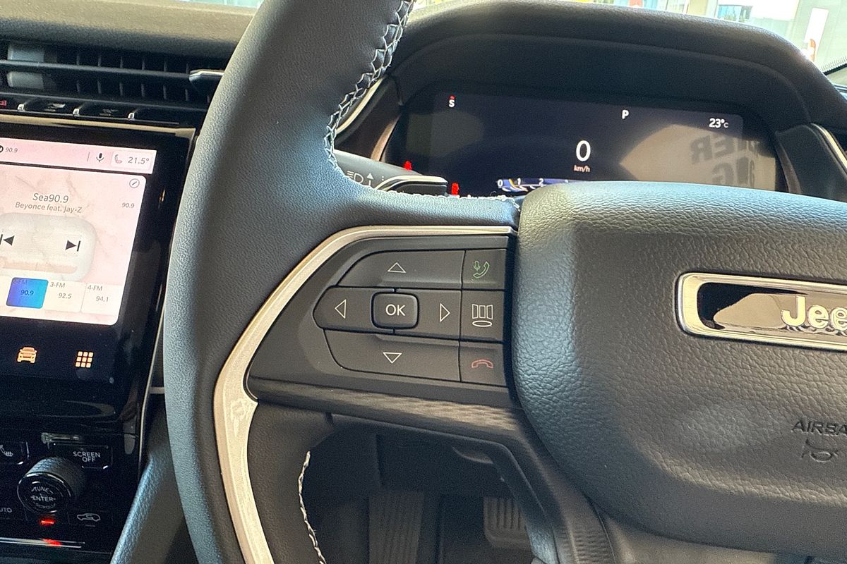 2023 Jeep Grand Cherokee Night Eagle WL