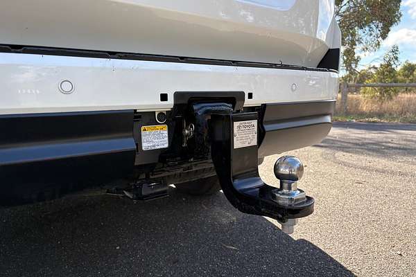 2022 Toyota Landcruiser Sahara FJA300R