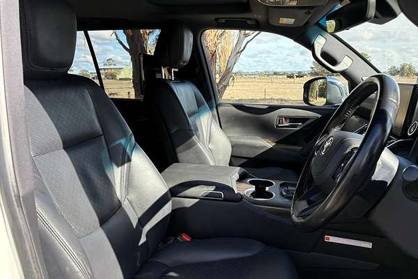 2022 Toyota Landcruiser Sahara FJA300R