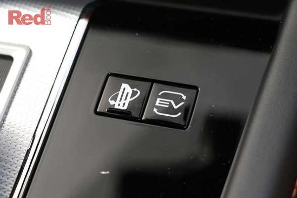 2025 Mitsubishi Outlander PHEV Exceed Tourer ZM