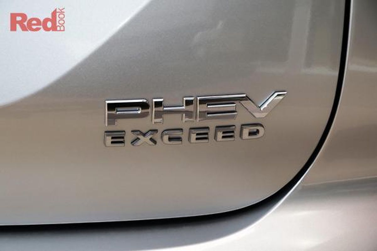 2025 Mitsubishi Outlander PHEV Exceed Tourer ZM