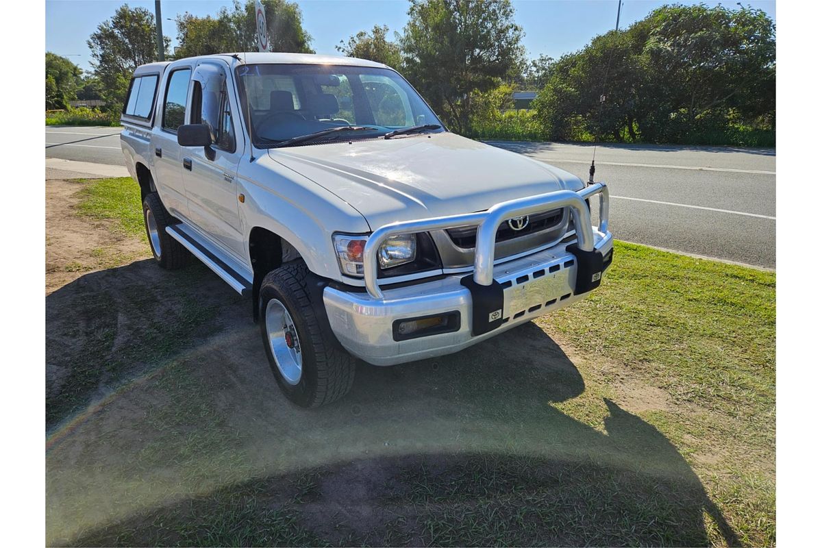 2002 Toyota Hilux KZN165R 4X4