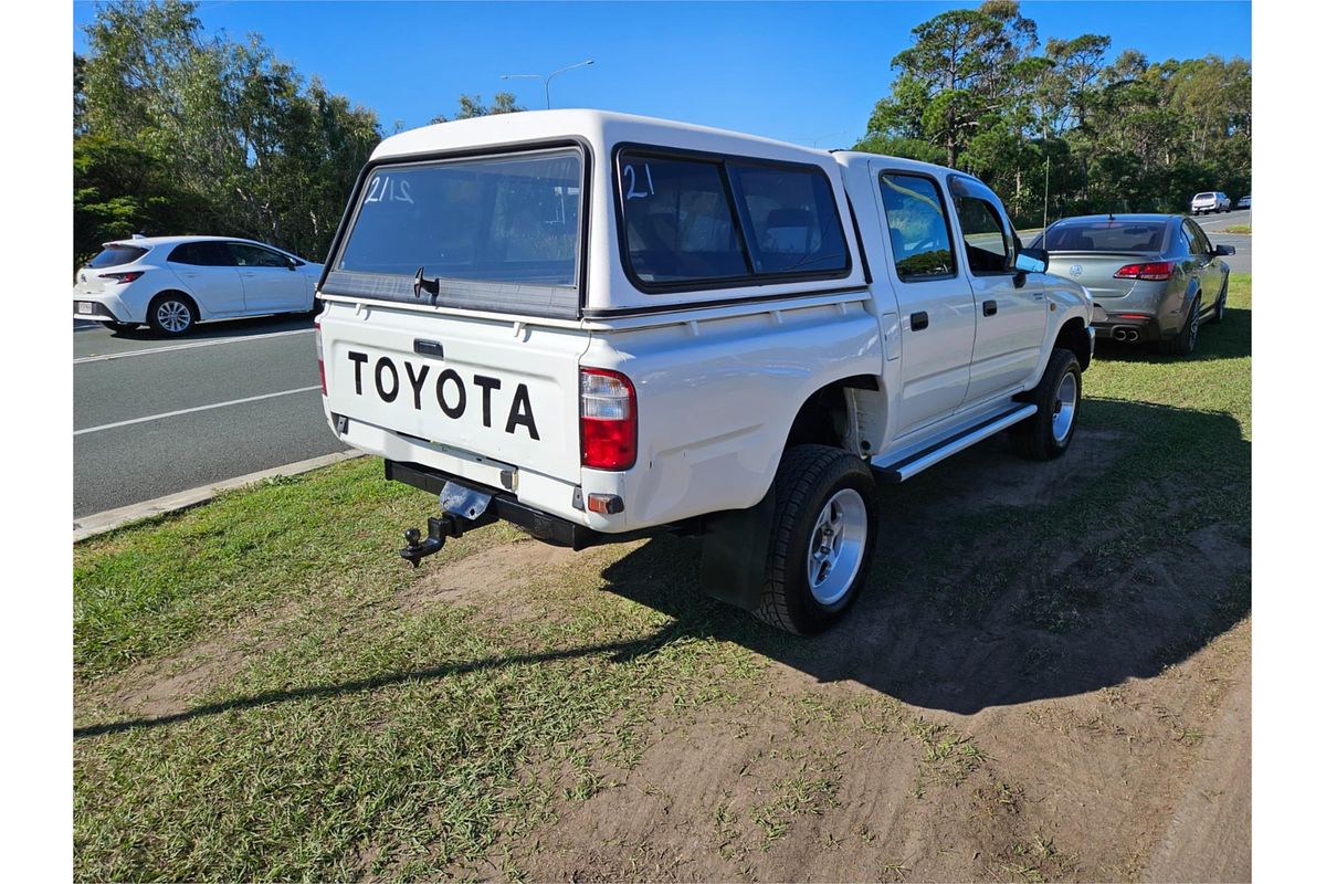 2002 Toyota Hilux KZN165R 4X4