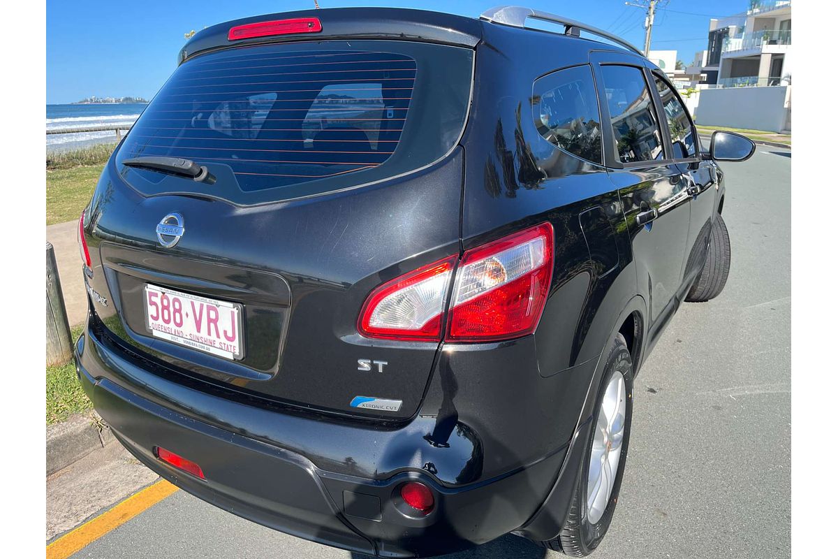 2013 Nissan Dualis +2 ST J10 Series 4