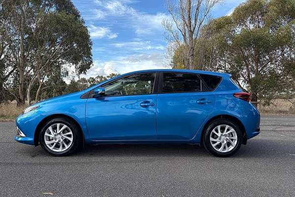 2017 Toyota Corolla Ascent Sport ZRE182R