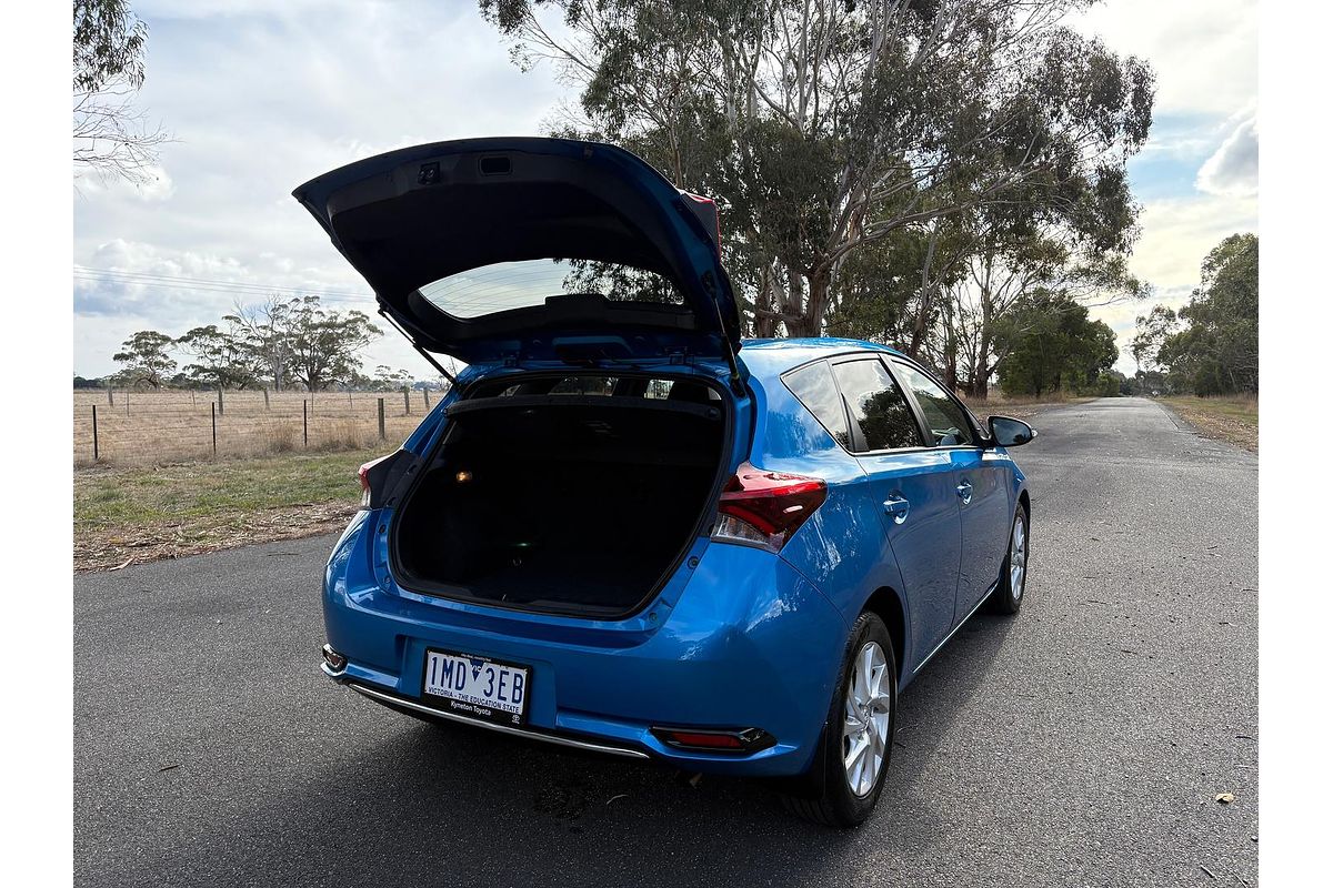 2017 Toyota Corolla Ascent Sport ZRE182R