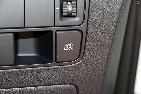 2025 Hyundai STARIA US4.V3 AWD