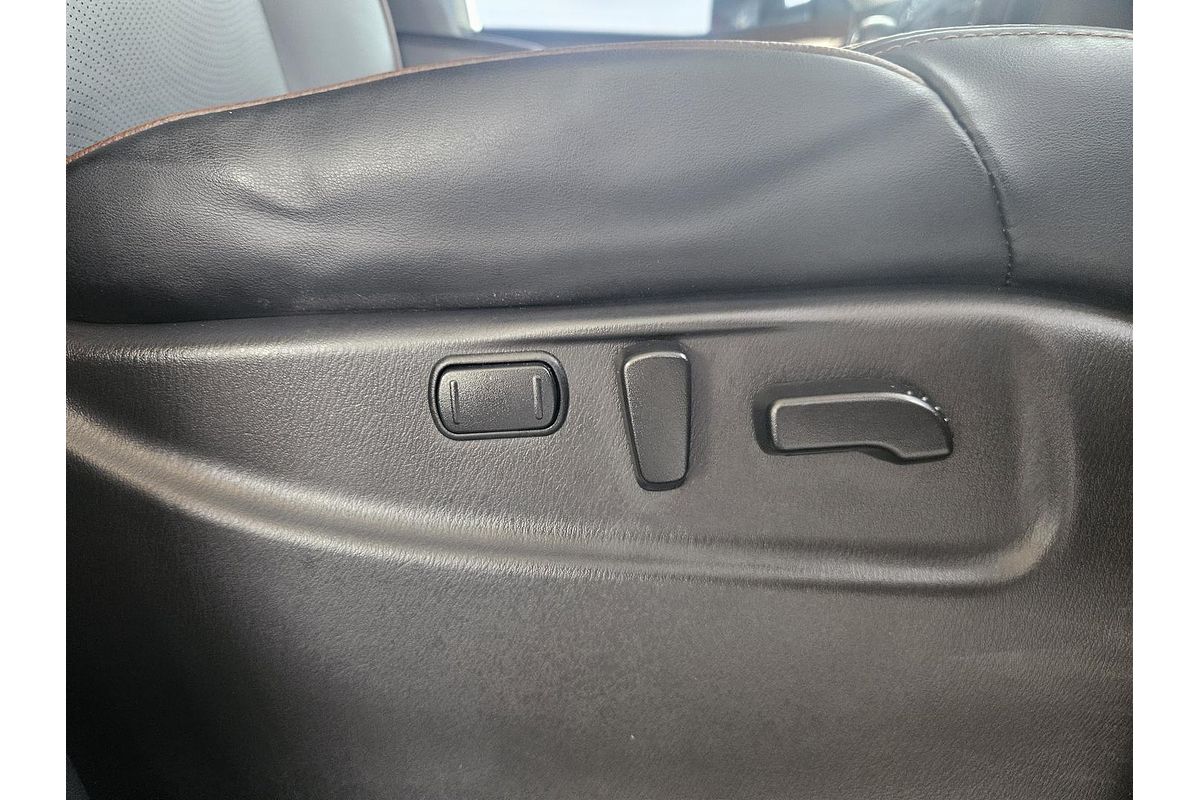 2023 Nissan Patrol Ti Y62