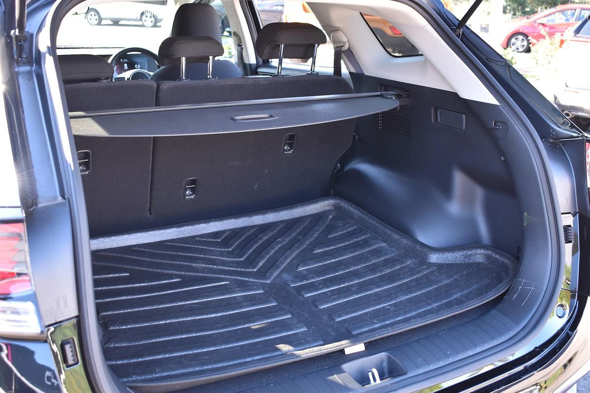 2022 Kia Sportage SX NQ5