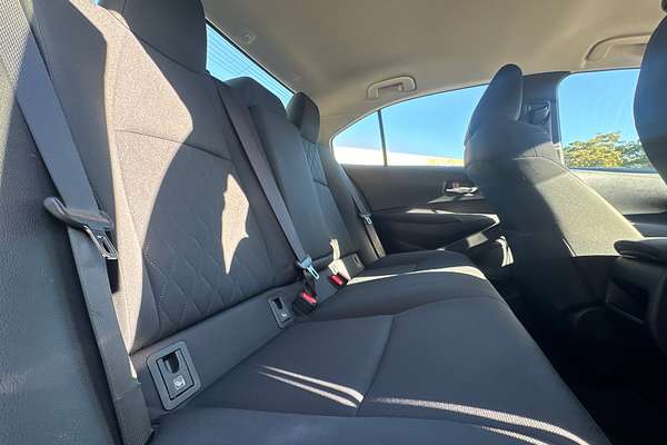 2022 Toyota Corolla Ascent Sport Hybrid ZWE211R