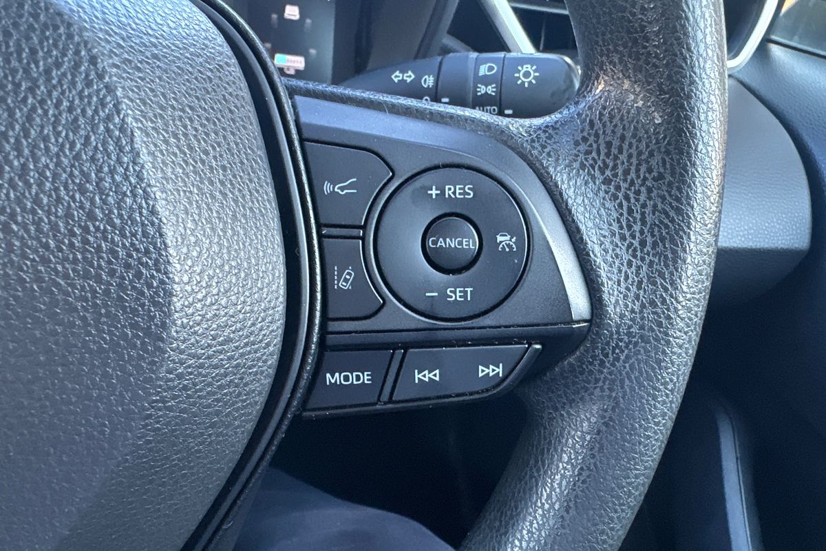 2022 Toyota Corolla Ascent Sport Hybrid ZWE211R