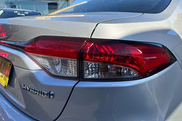 2022 Toyota Corolla Ascent Sport Hybrid ZWE211R