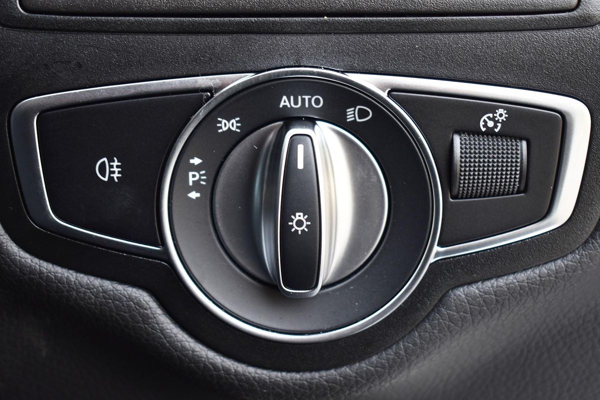 2023 Mercedes-Benz GLC-Class GLC300 C253