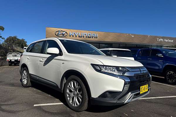 2020 Mitsubishi Outlander ES ZL