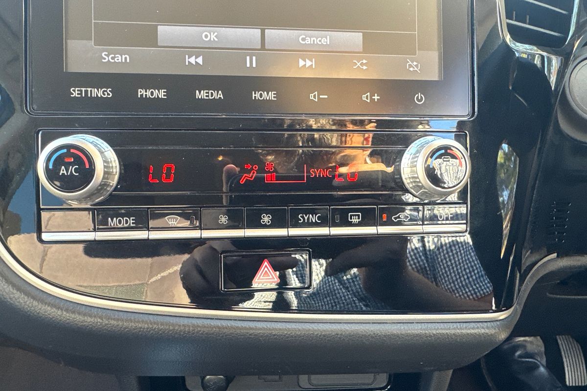 2020 Mitsubishi Outlander ES ZL