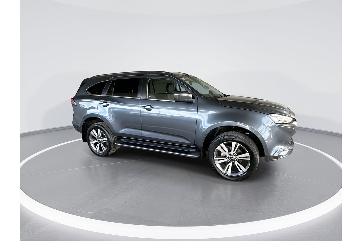 2023 Isuzu MU-X LS-T
